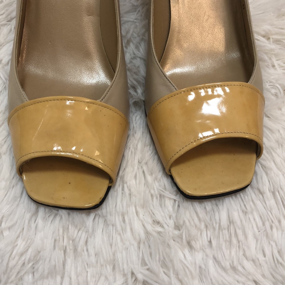 Stuart Weitzman Open Toe Shoes - Picture 7 of 11